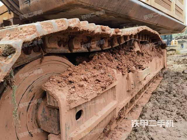 单侧履带整体（整机外观）