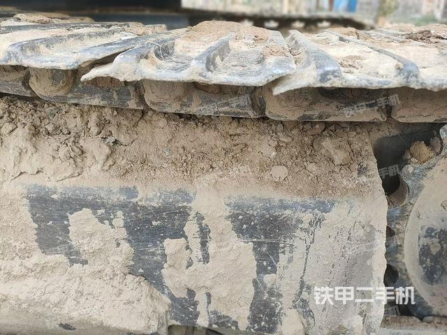 单侧履带整体（整机外观）