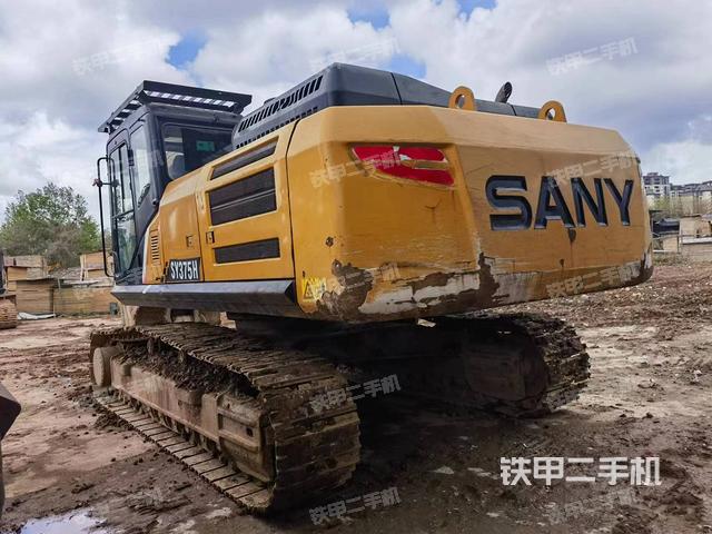 驾驶室整体（整机外观）