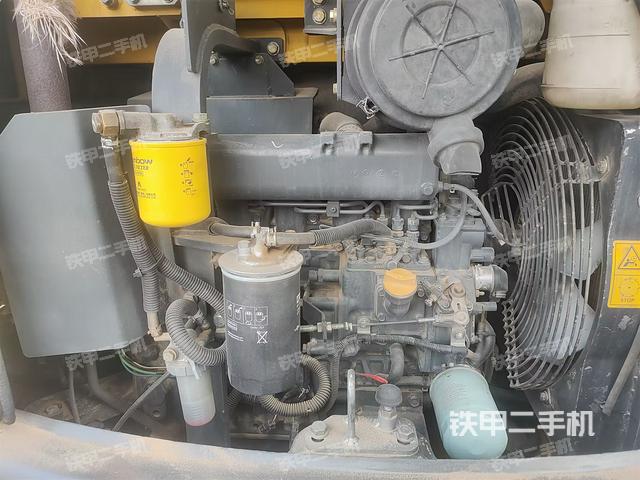 发动机整体俯视（整机外观）