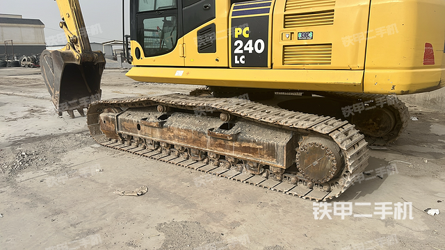 单侧履带整体（整机外观）