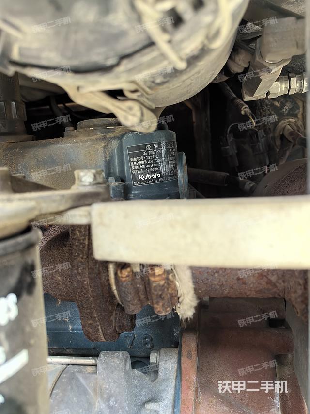 发动机整体俯视（整机外观）