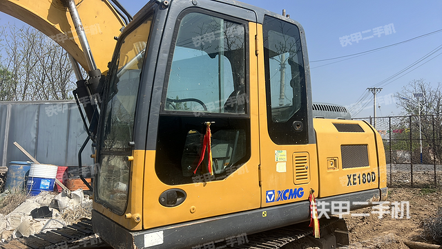 驾驶室整体（整机外观）