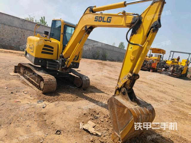 右后45（整機外觀）