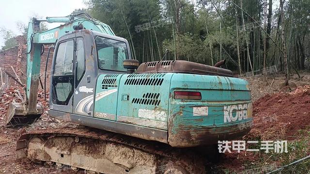 单侧履带整体（整机外观）