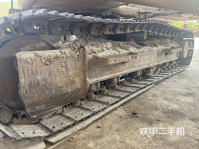 单侧履带整体（整机外观）