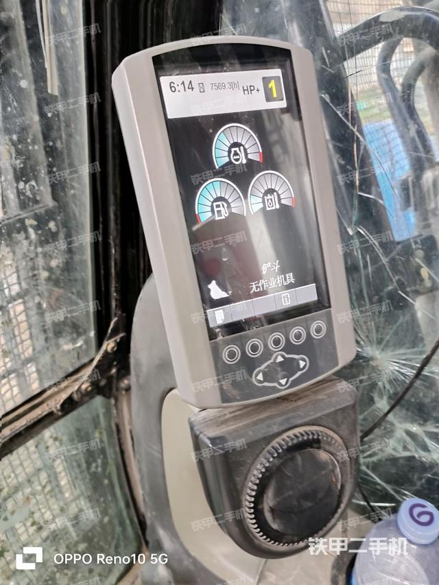 驾驶室整体（整机外观）