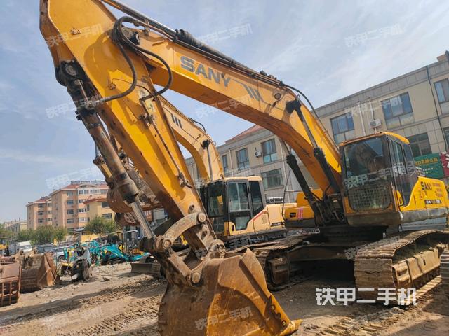 三一重工SY305C挖掘機