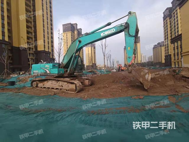 单侧履带整体（整机外观）