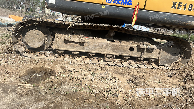 单侧履带整体（整机外观）