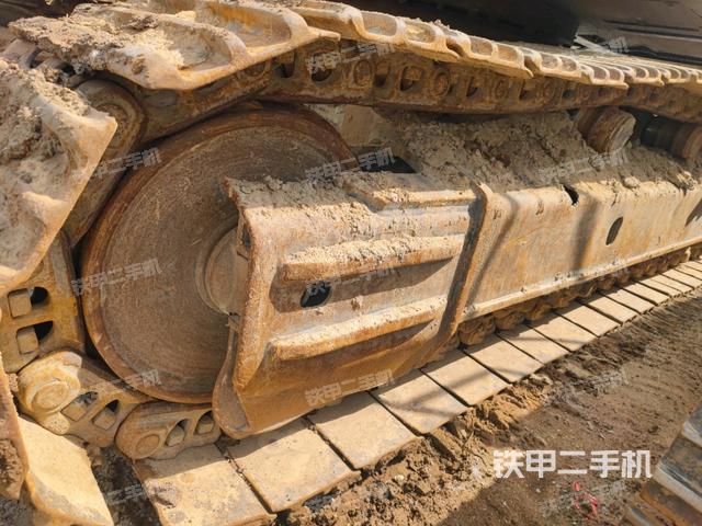 左側(cè)履帶整體?（行走機構(gòu)）