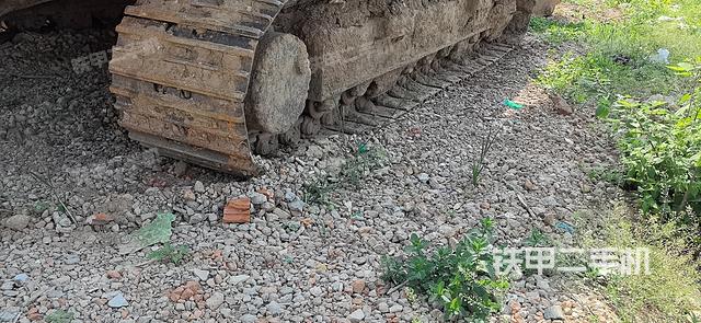 单侧履带整体（整机外观）