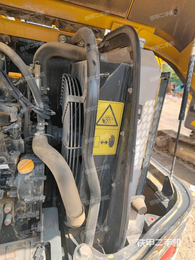 水箱+風扇特寫（上車部件）