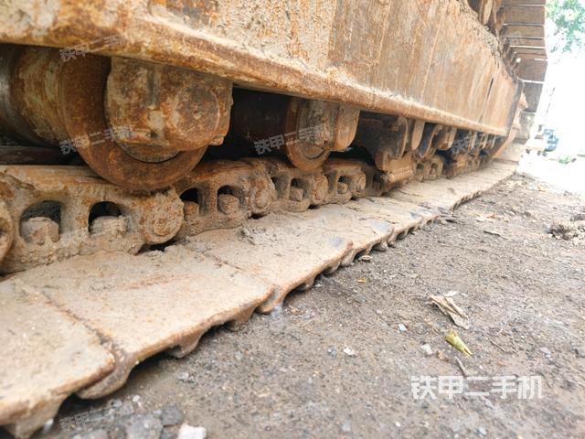 左導(dǎo)向輪（行走機構(gòu)）