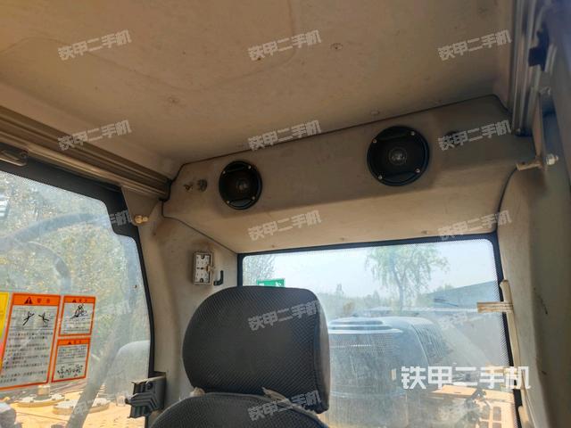 頂棚整體(駕駛室部分) 頂棚整體(駕駛室部分)