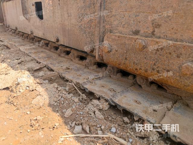 右導向輪(行走機構) 右導向輪(行走機構)