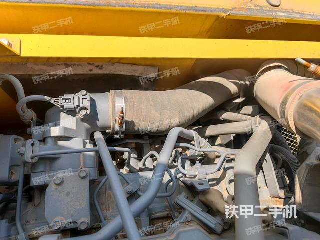 氣門室蓋螺絲特寫(上車部件) 氣門室蓋螺絲特寫(上車部件)