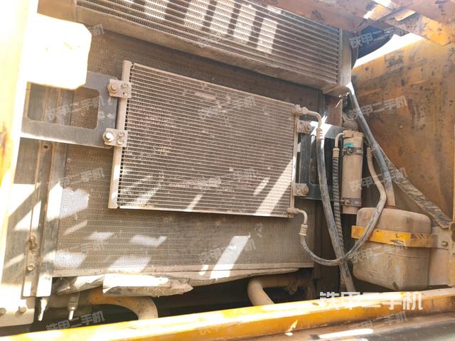 散熱器正面（大件艙室）