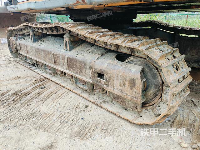 单侧履带整体（整机外观）