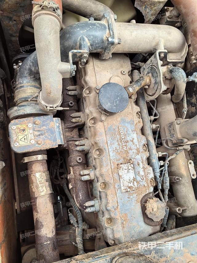 发动机整体俯视（整机外观）