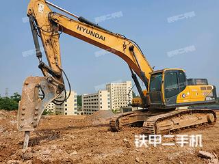 上海现代R350LC-9V挖掘机实拍图片