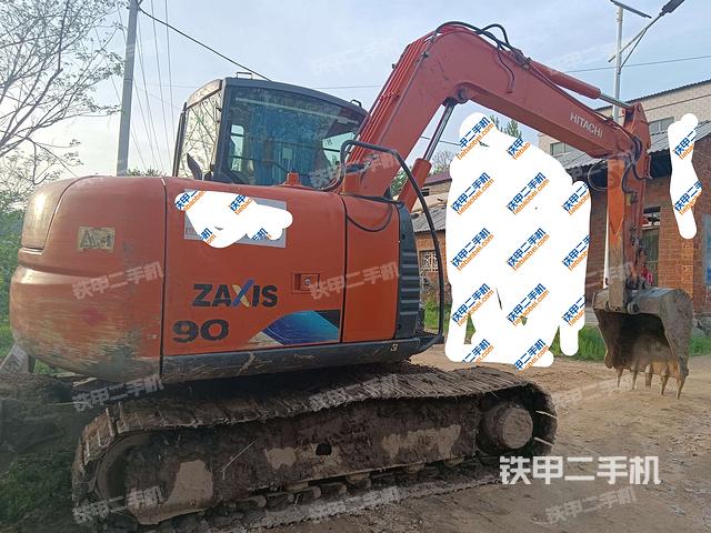 右后45(整機(jī)外觀) 右后45(整機(jī)外觀)