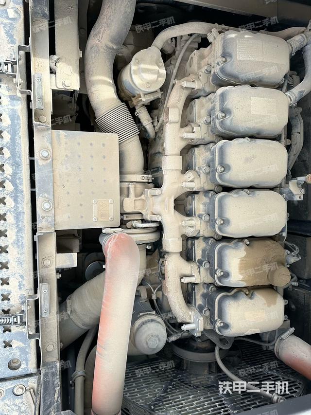 发动机整体俯视（整机外观）