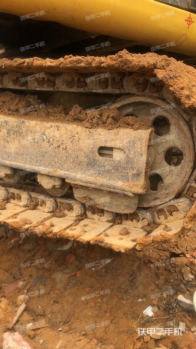 驾驶室整体（整机外观）