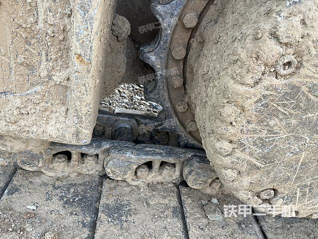 单侧履带整体（整机外观）