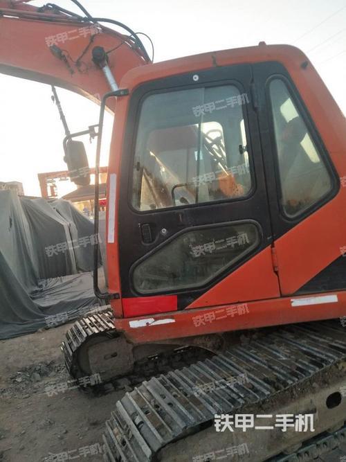 驾驶室整体（整机外观）