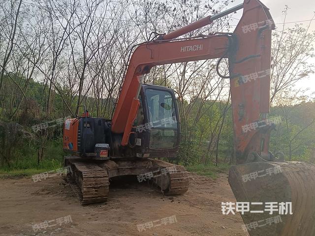 右前45(整機(jī)外觀) 右前45(整機(jī)外觀)