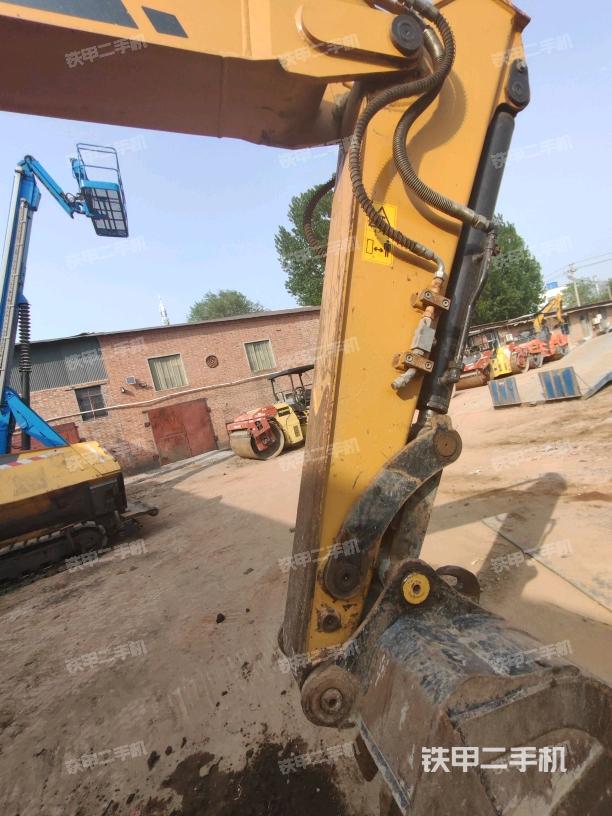 小臂整體左后（工作和回轉(zhuǎn)裝置）