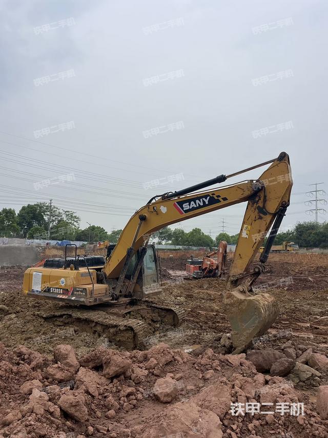 三一重工SY245H挖掘機(jī)