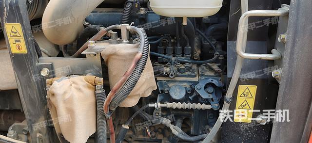 发动机整体俯视（整机外观）