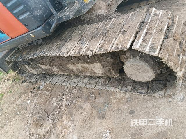 右側(cè)履帶整體?(行走機(jī)構(gòu)) 右側(cè)履帶整體?(行走機(jī)構(gòu))