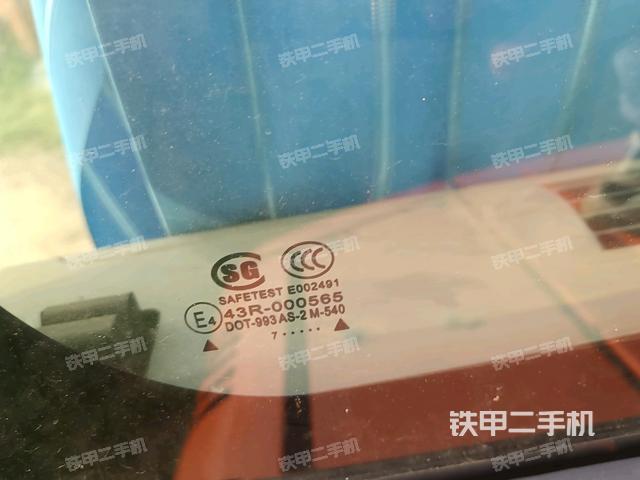 后窗玻璃角標(biāo)(駕駛室部分) 后窗玻璃角標(biāo)(駕駛室部分)