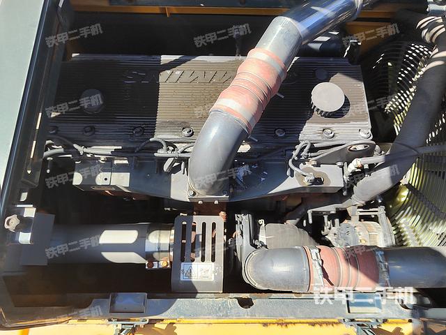 发动机整体俯视（整机外观）