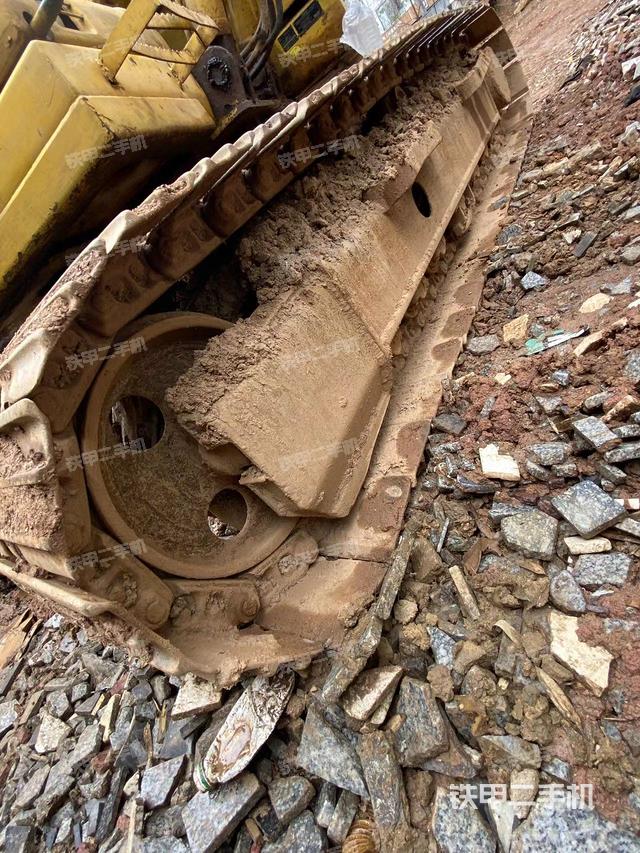 单侧履带整体（整机外观）