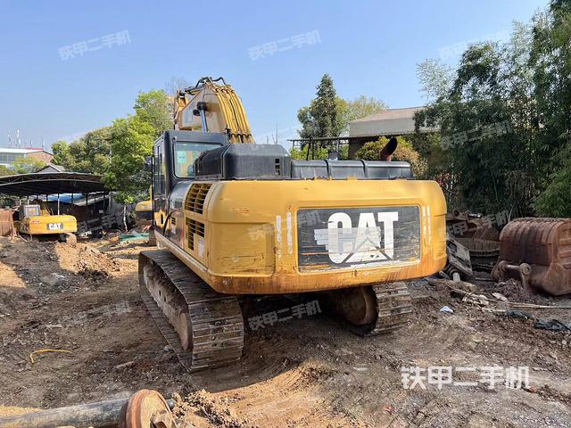 驾驶室整体（整机外观）