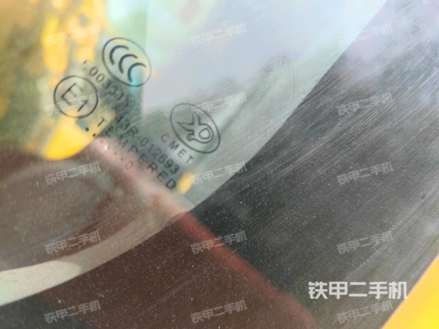 后窗玻璃角標(biāo)（駕駛室部分）