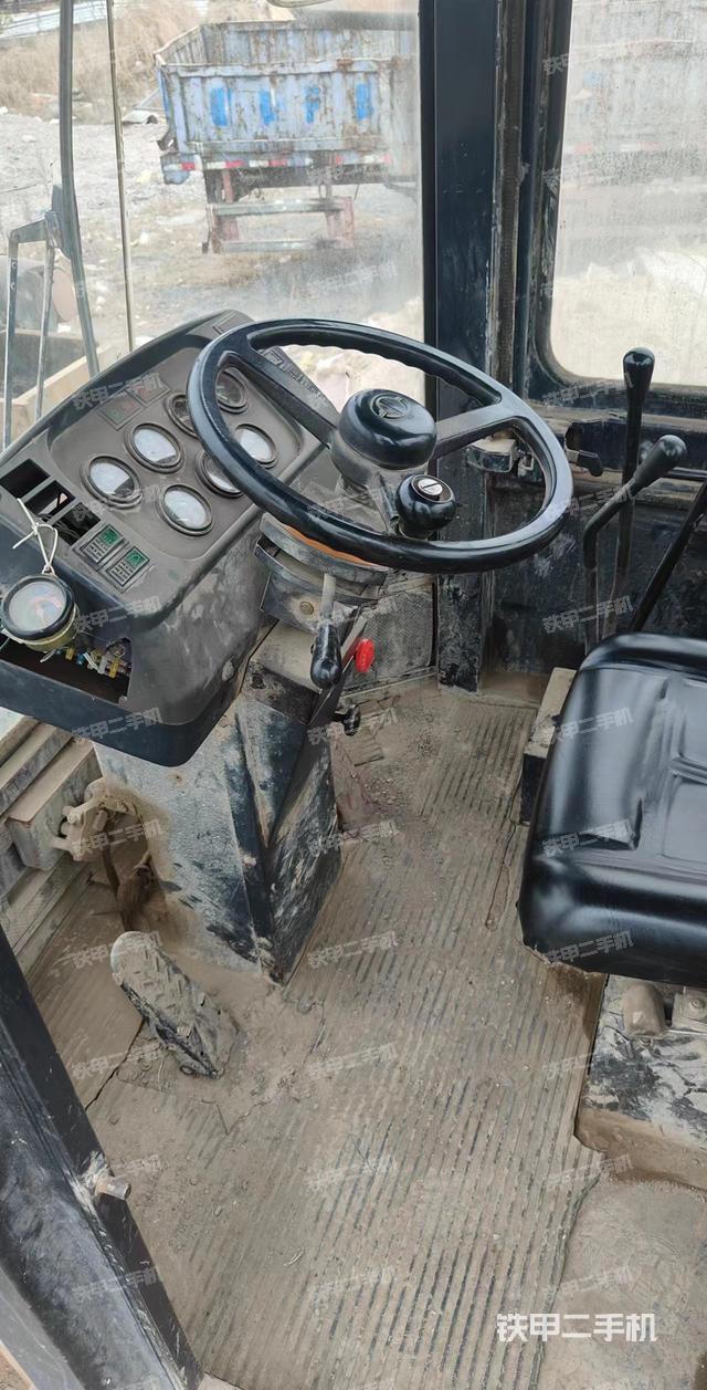 驾驶室工作台（整机外观及大件）