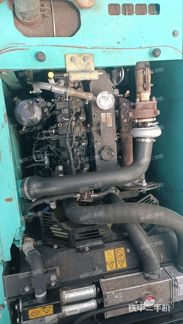 发动机整体俯视（整机外观）