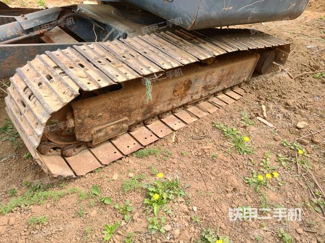 右側(cè)履帶整體?（行走機(jī)構(gòu)）