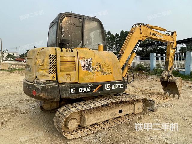 整机右后45°(整机外观) 整机右后45°(整机外观)