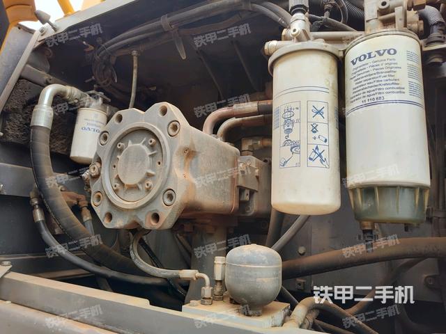 液压泵室（大件舱室）