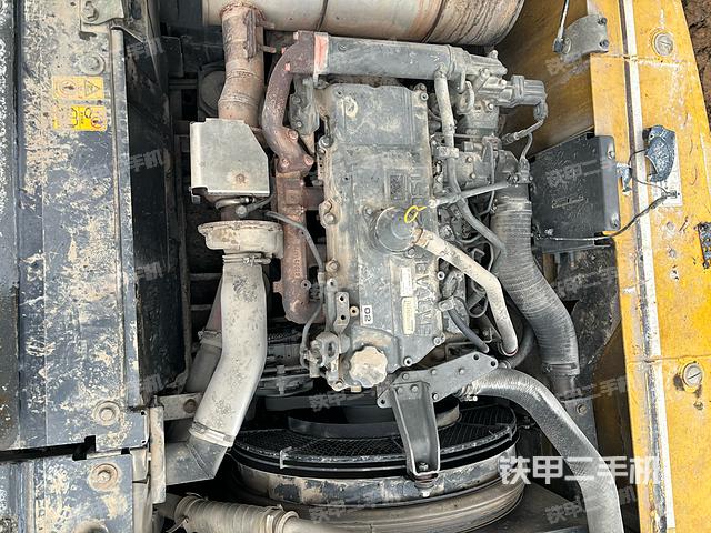 发动机整体俯视（整机外观）