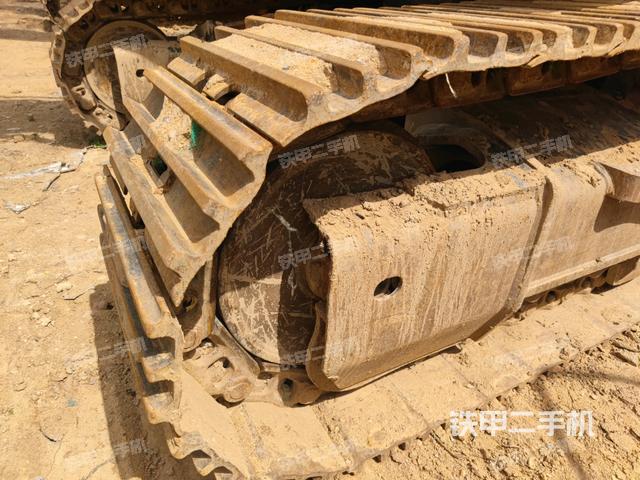 右側(cè)行走馬達蓋板（行走機構(gòu)）