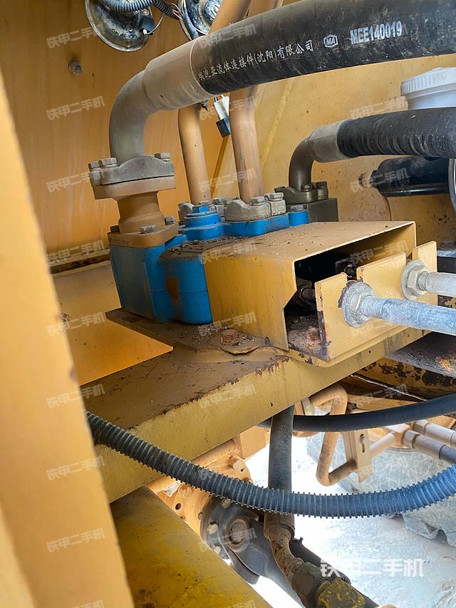 工作装置整体(整机外观及大件) 工作装置整体(整机外观及大件)