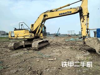 青岛小松PC240LC-8挖掘机实拍图片
