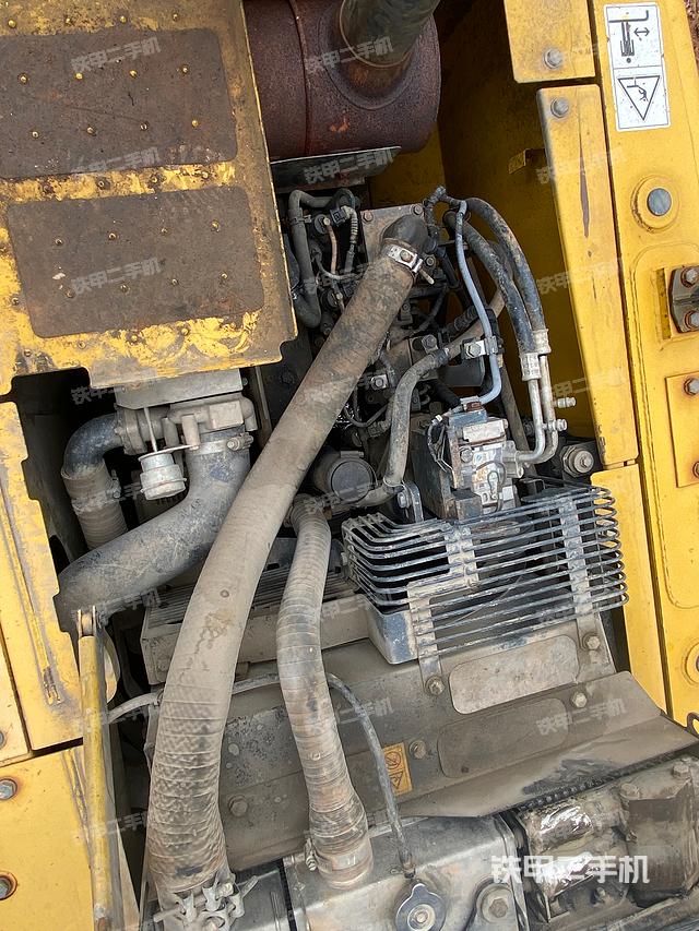 发动机整体俯视（整机外观）